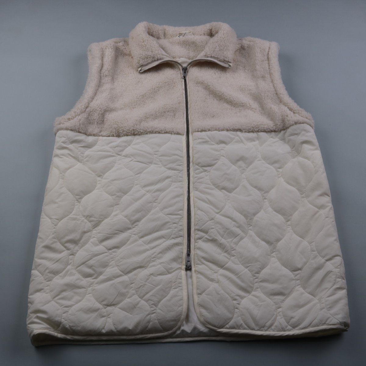 жилет Studio Wold