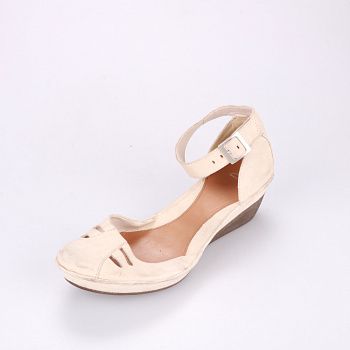 босоножки Clarks