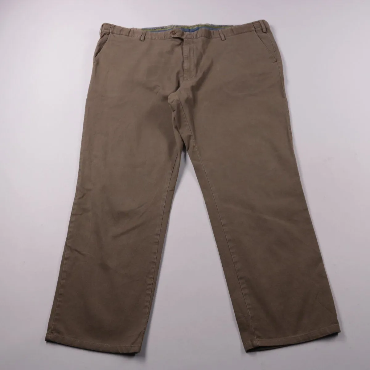 брюки не указано