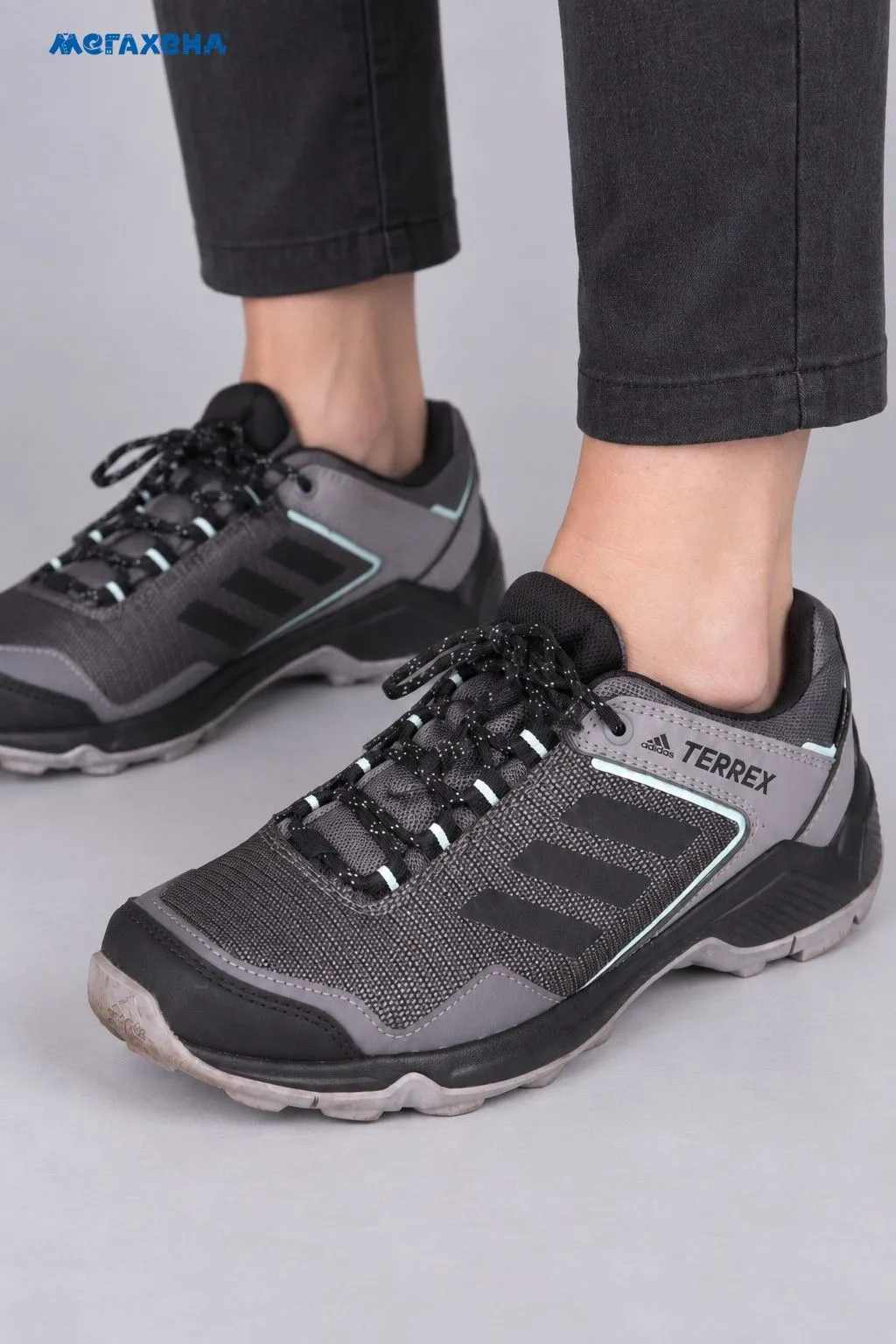 кроссовки Adidas